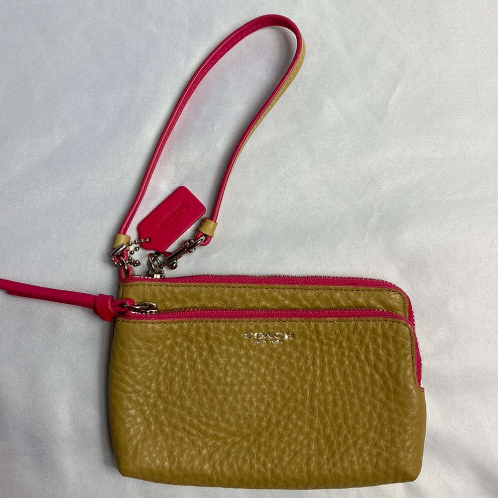 Coach Classic Pink and Tan Double Zipper Wristlet